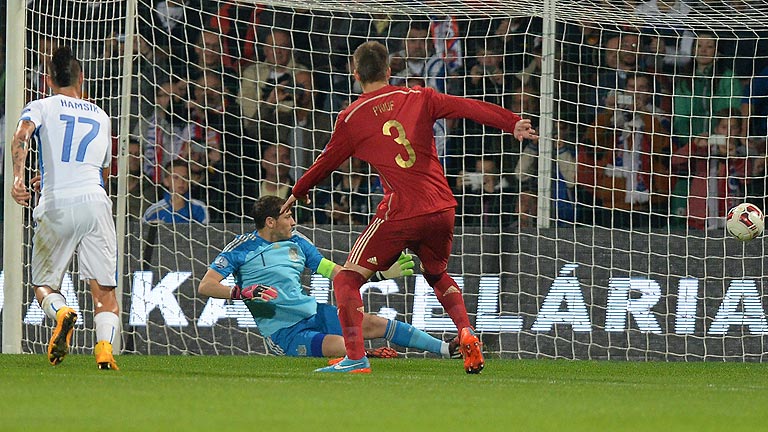 Iker Casillas no tuvo su noche en Bratislava