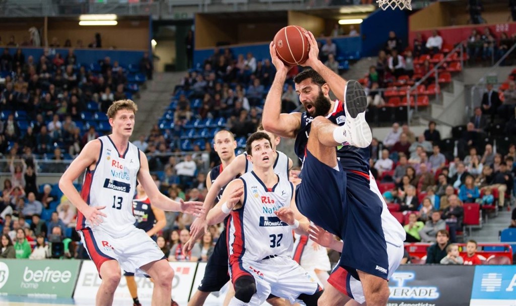 Bourousis, pívot del Laboral Kutxa