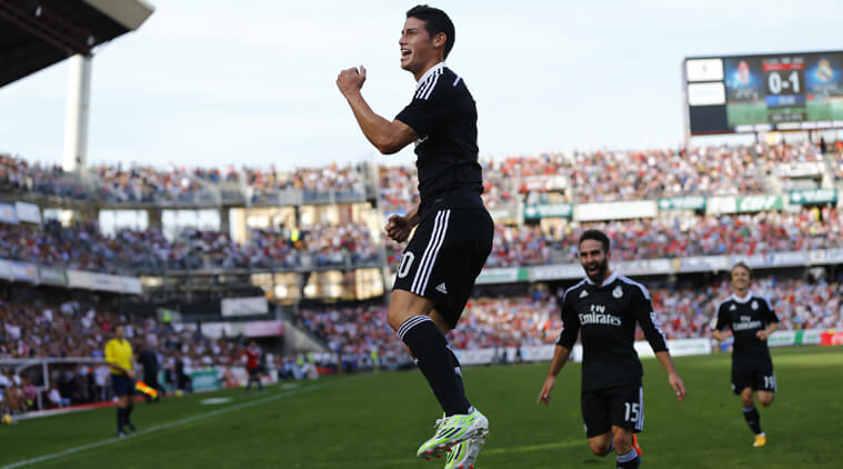 James celebra un gol en Los Cármenes