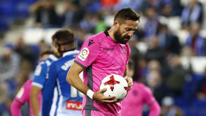 Morales a punto de lanzar frente al Espanyol