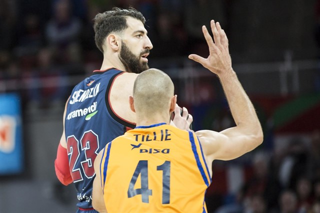 Tornike Shengelia en una jugada de Baskonia ante Gran Canaria