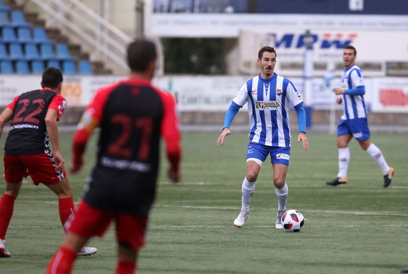 El Figueres disputando un partido como local