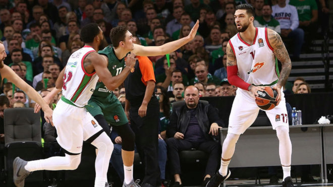 baskonia y zalgiris en el partido de euroliga en kaunas