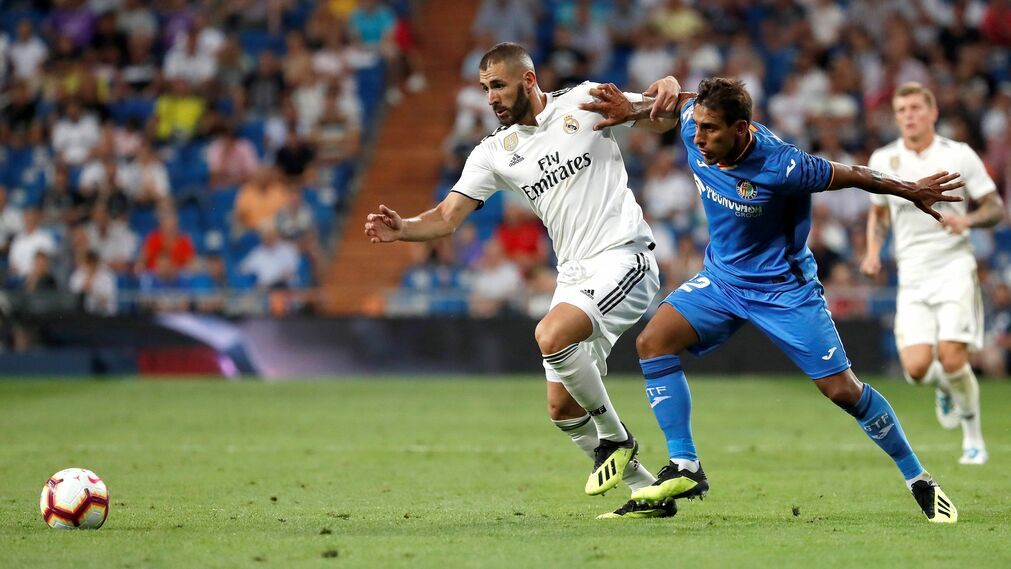 Real Madrid y Getafe durante un partido de la liga santader