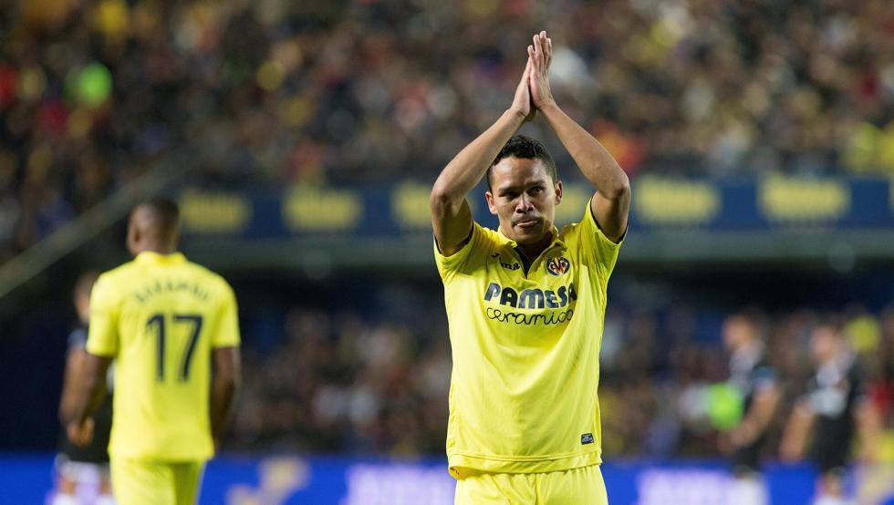 bacca celebra un gol con villarreal