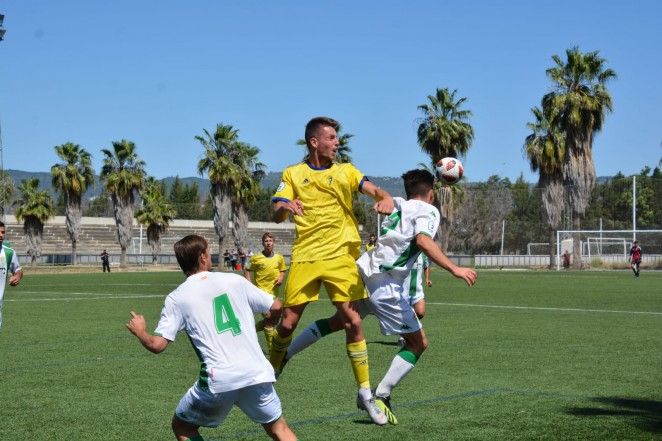 El Cádiz B quiere ascender este año sí o sí.