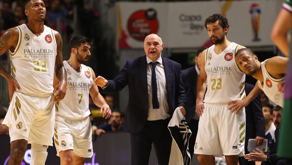 pablo laso entrenador del real madrid campeon de copa 2020