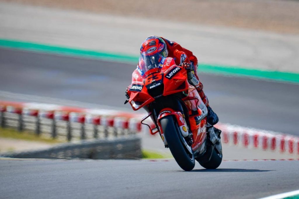 MotoGP (GP de Portimao): Francesco Bagnaia vs Miguel Oliveira