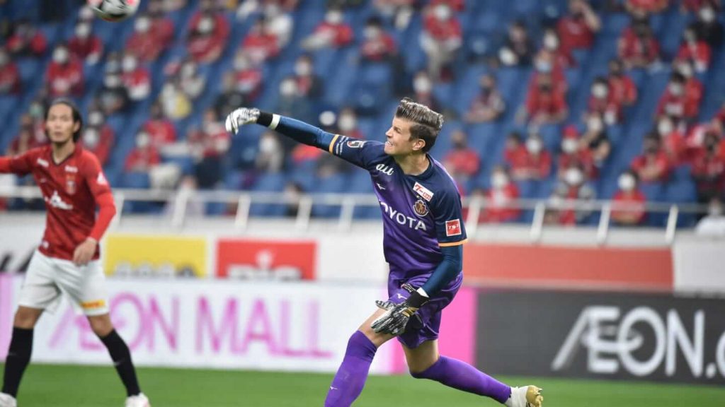 Langerak Nagoya Grampus the afc