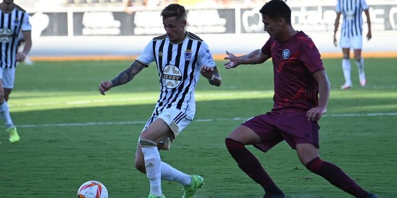 Segunda y Tercera RFEF (Grupos 5-8): CD Badajoz - San Fernando / Atl. Trodesillas - Ponferradina B