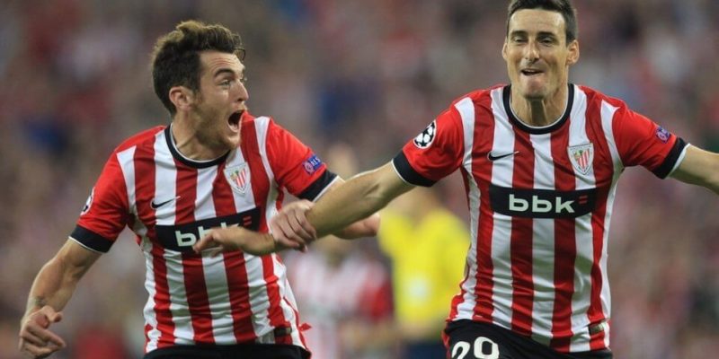 Aduriz celebra su gol 100 con el Athletic