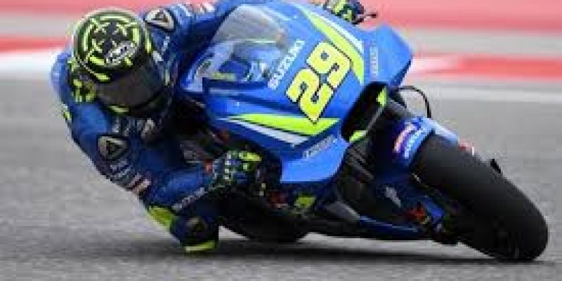 Andrea Iannone durante la sesión de clasificación del Gran Premio de Cataluña