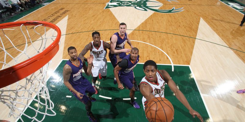 Phoenix Suns v Milwaukee Bucks