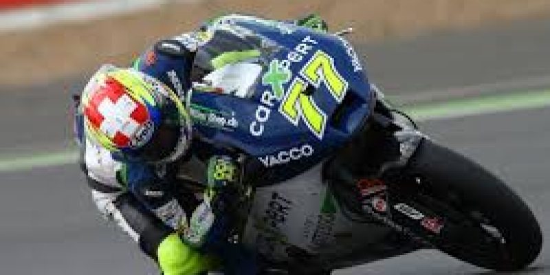 En acción, Dominic Aegerter (Foto: motorcyclenews.com)