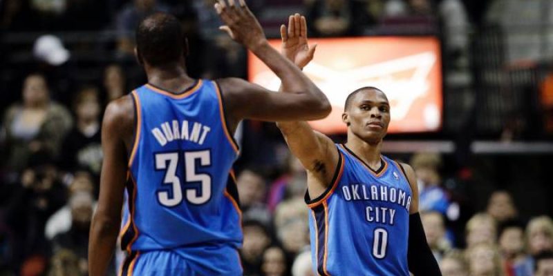 Durant y Westbrook, líderes en OKC