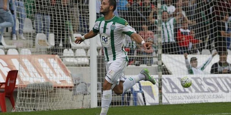 Florin celebra un gol