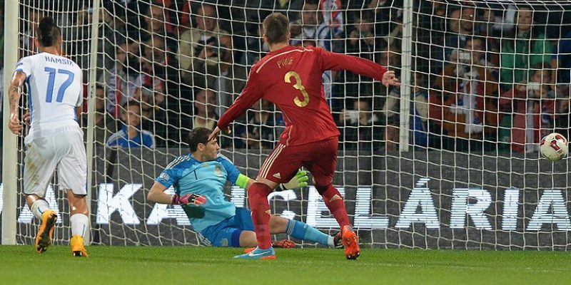 Iker Casillas no tuvo su noche en Bratislava