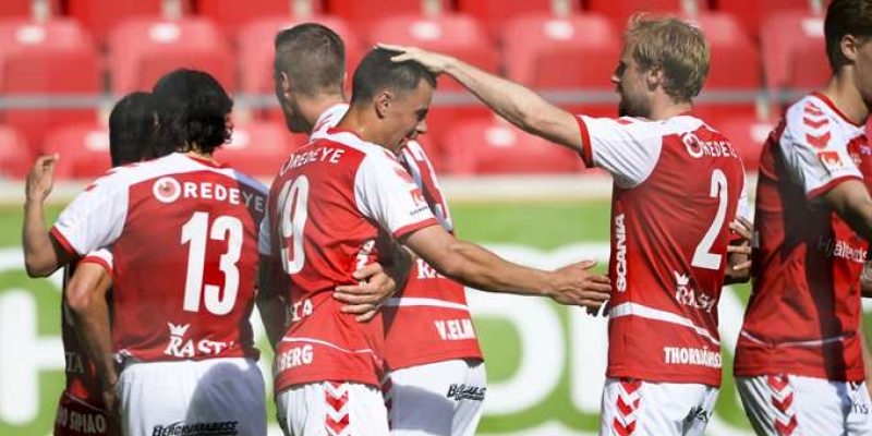 Jugadores Kalmar celebrando gol