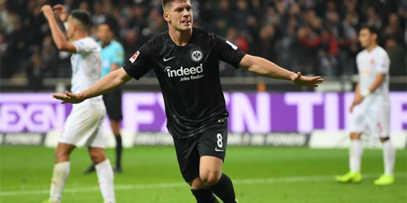 Luka Jovic jugador del Eintracht de Frankfurt