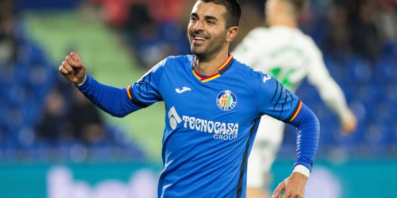 angel getafe celebrando un gol