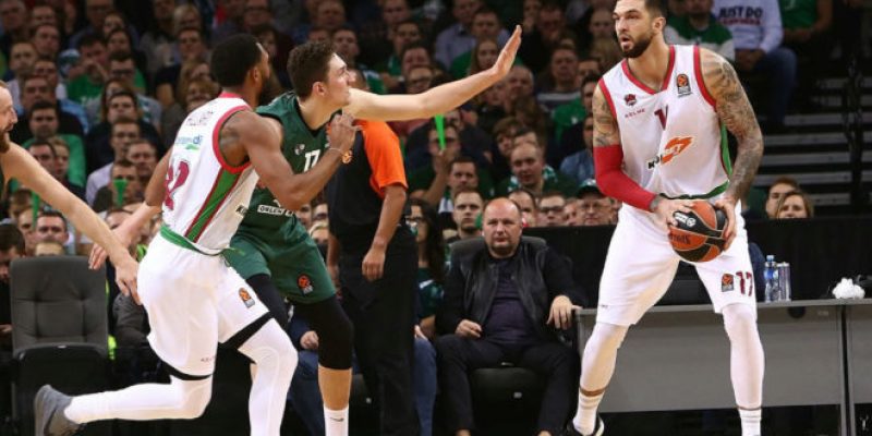 baskonia y zalgiris en el partido de euroliga en kaunas