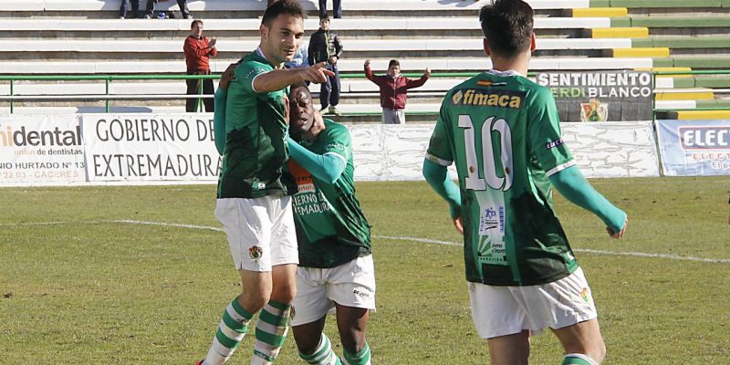 El Cacereño lleva 6 victorias consecutivas en su estadio.