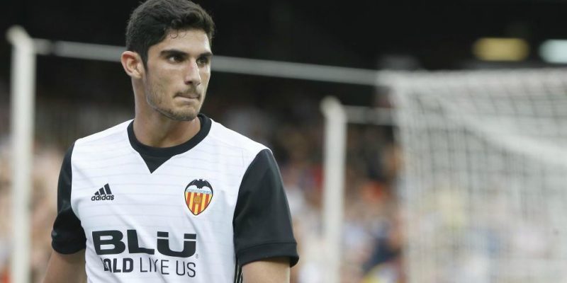 guedes durante un partido del valencia