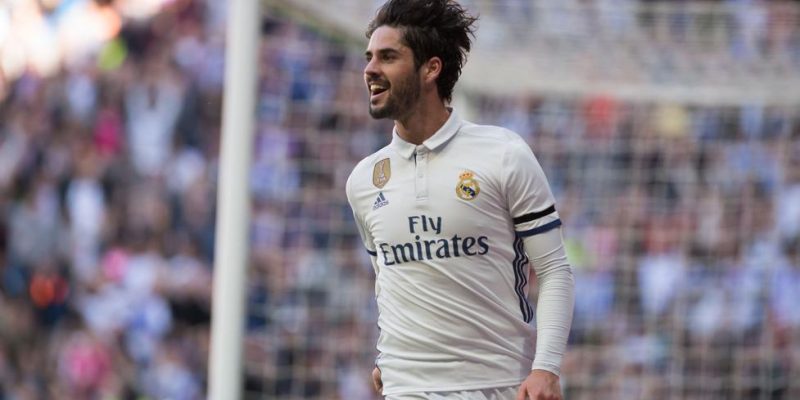 isco celebrando un gol con el real madrid roma champions league