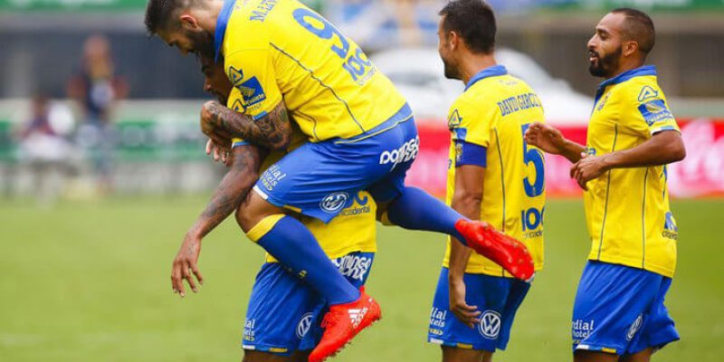 las-palmas-celebra-un-gol