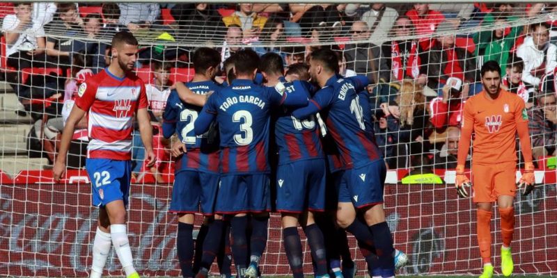 levante victoria en granada en la liga santander