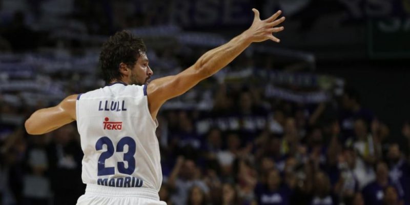 sergio llull durante un partido con el real madrid