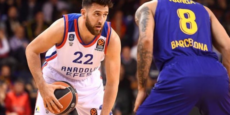 vasilije micic adam hanga anadolu efes barcelona